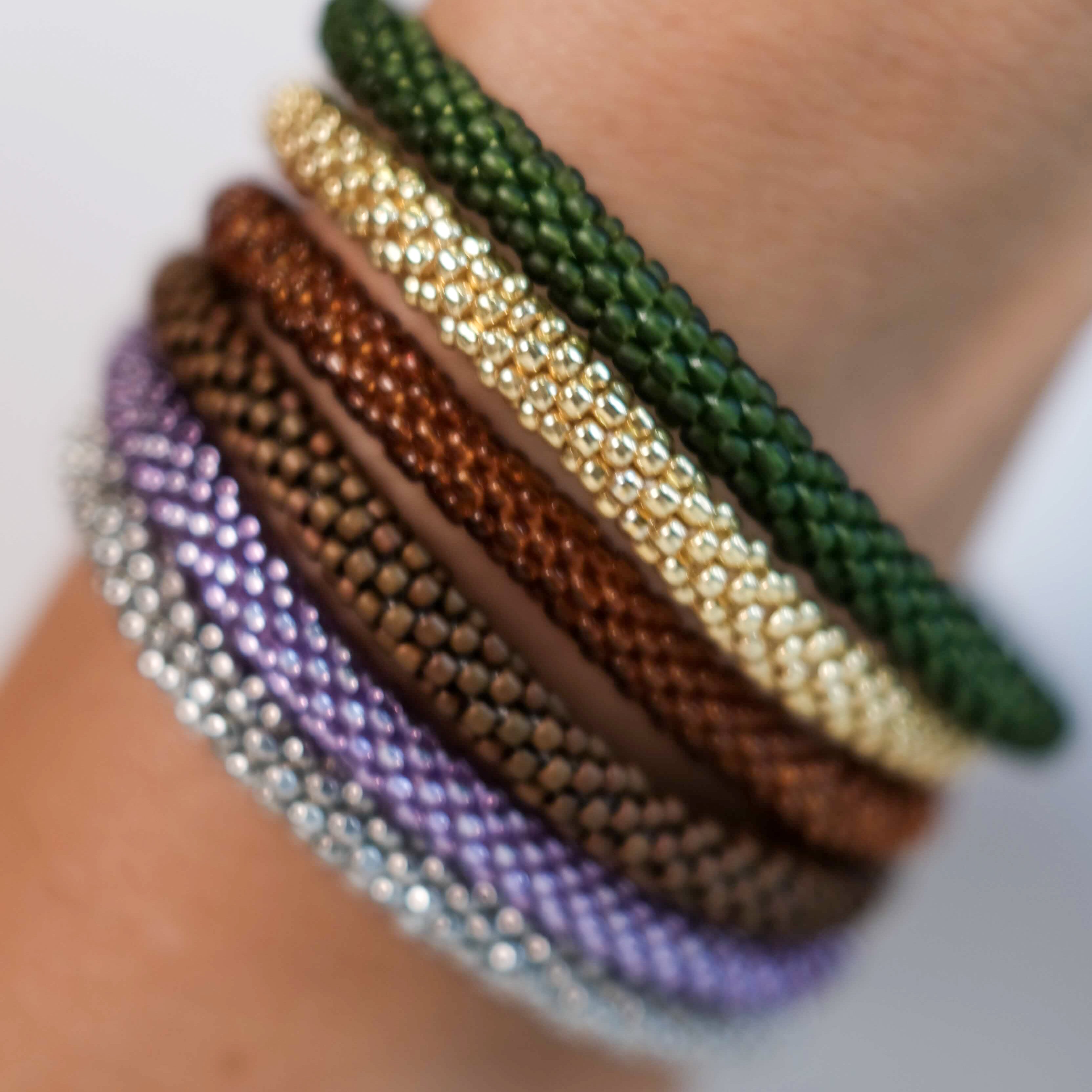 AURA - Bracelet Roll-on Vert Sapin