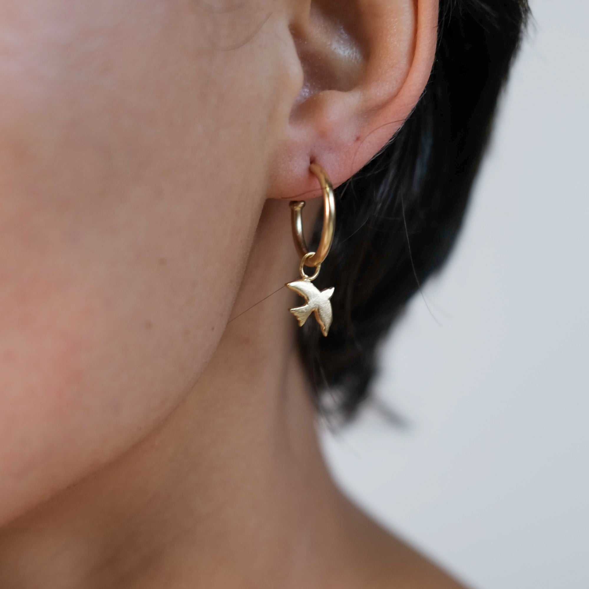 CHARMS - Viva Kreolen Schwalben: Messing vergoldet