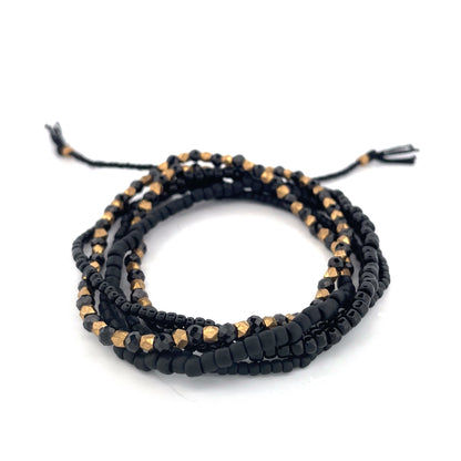 ORION STONE – Bracelet wrap avec onyx et laiton 
