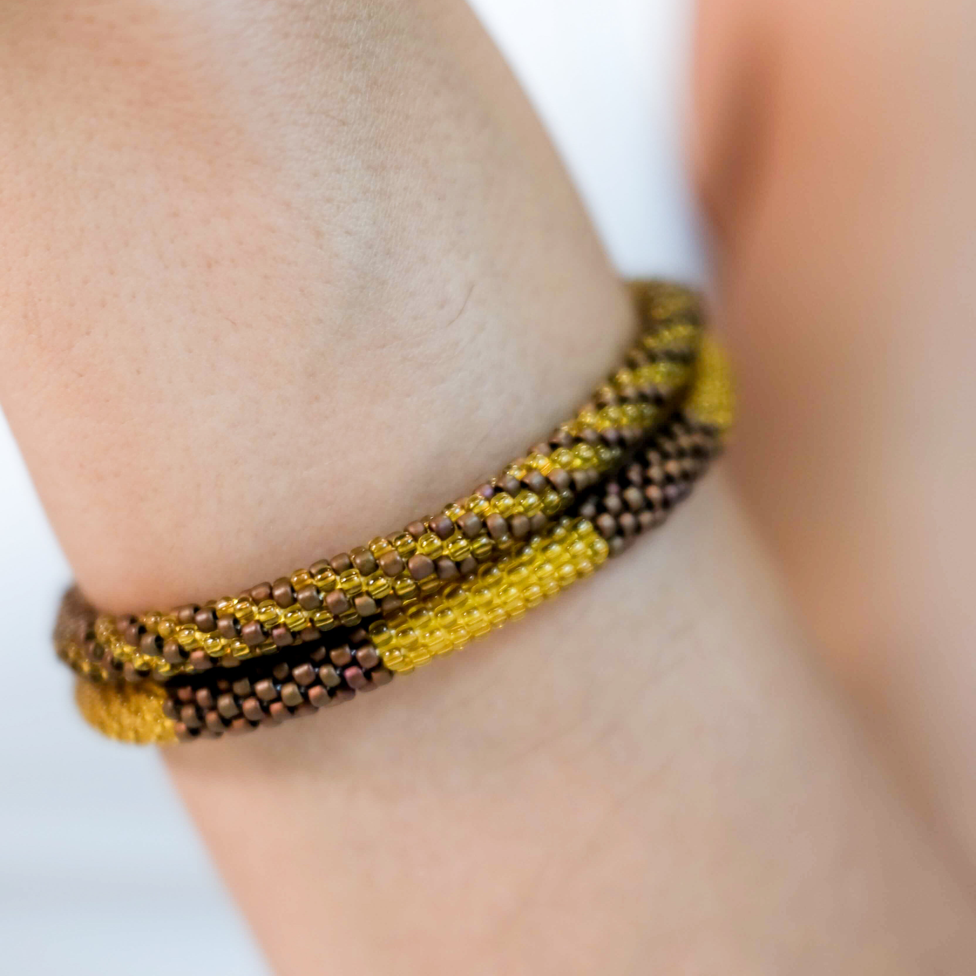 Fine Twister  - Roll-on Armband "Erdenlicht"