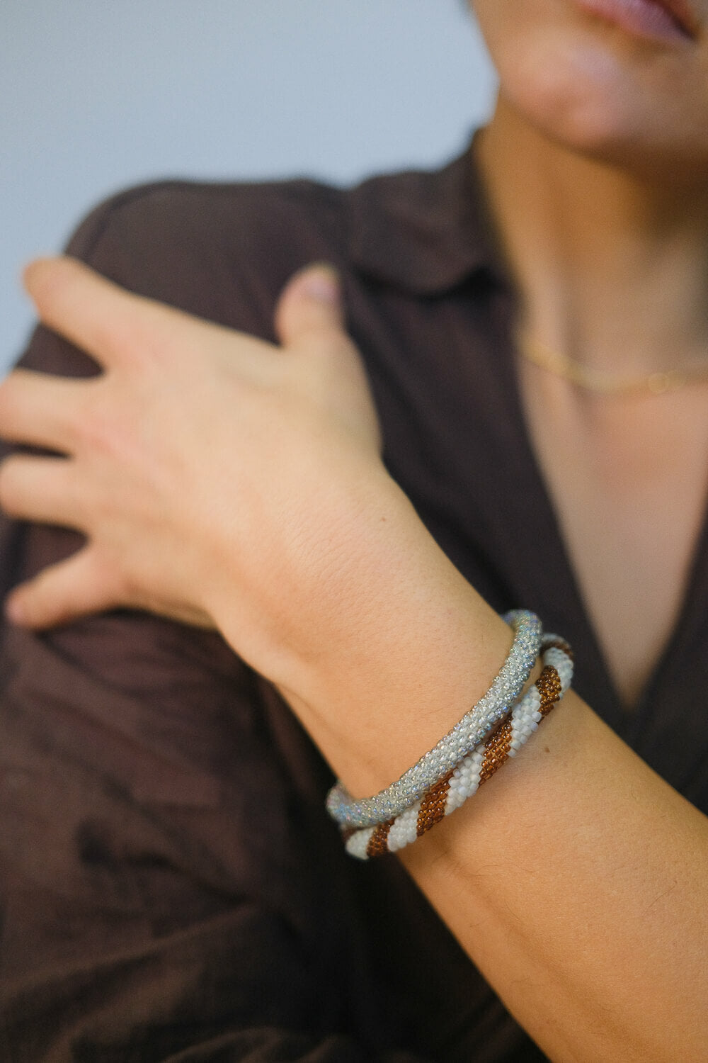 TWISTER - Roll-on bracelet stone &amp;amp; smoke