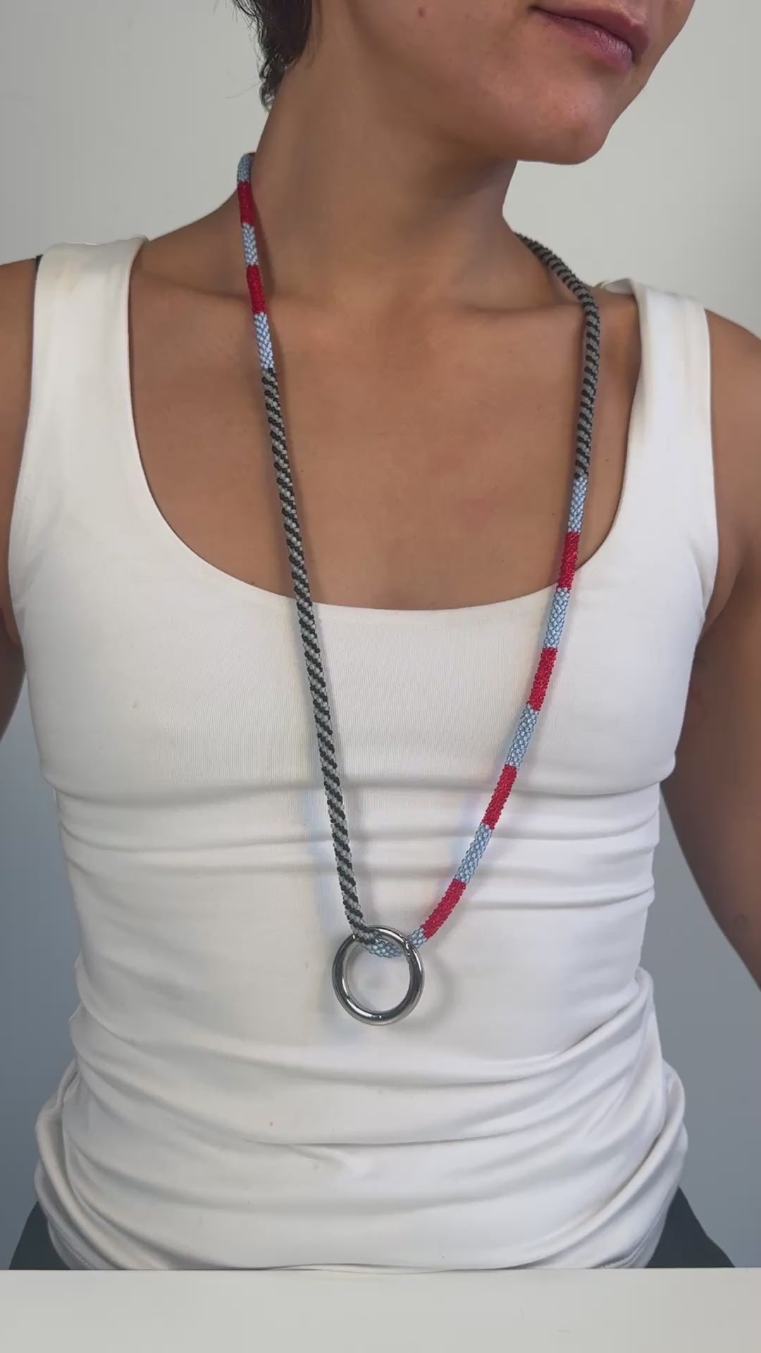 KATHMANDU - Roll-on Schlüsselbund "Stadtflamme"